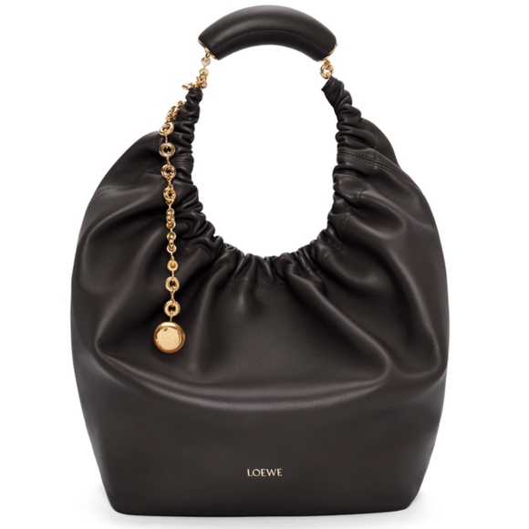 Medium Squeeze bag in mellow nappa lambskin - Picture 1 of 8